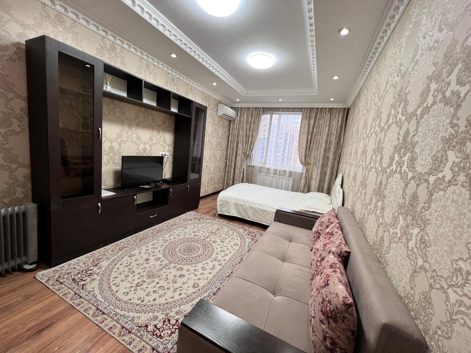 Apartmens In Complex Almaly 83-51 Apartment